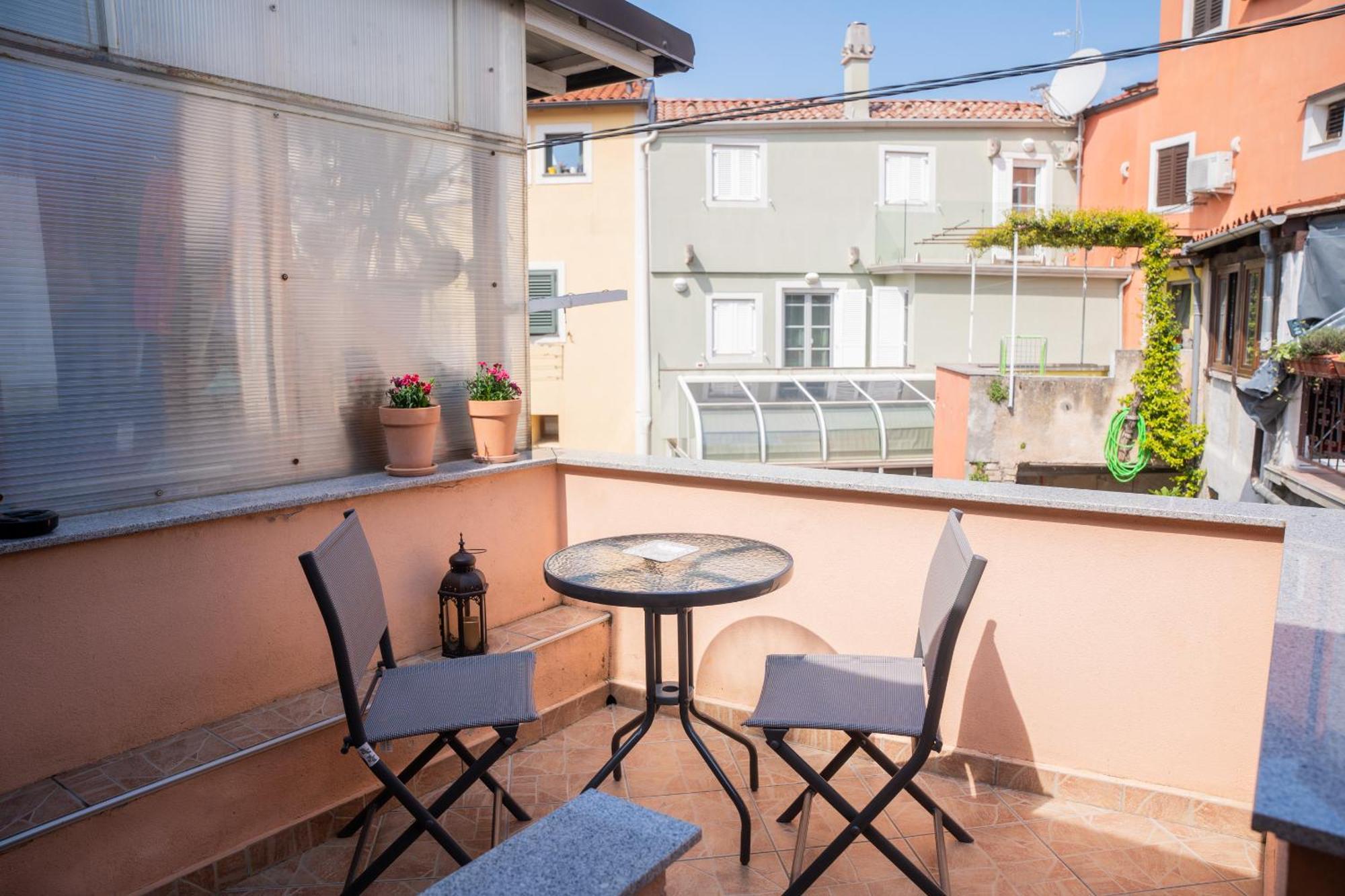 Apartment Uno Koper Buitenkant foto